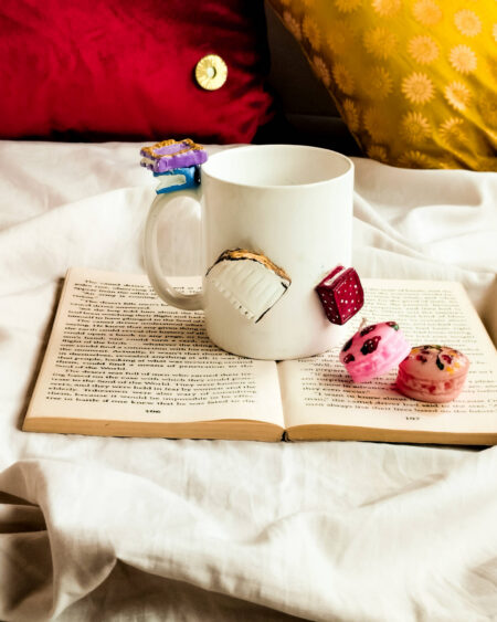 Book Themed 3D Mug